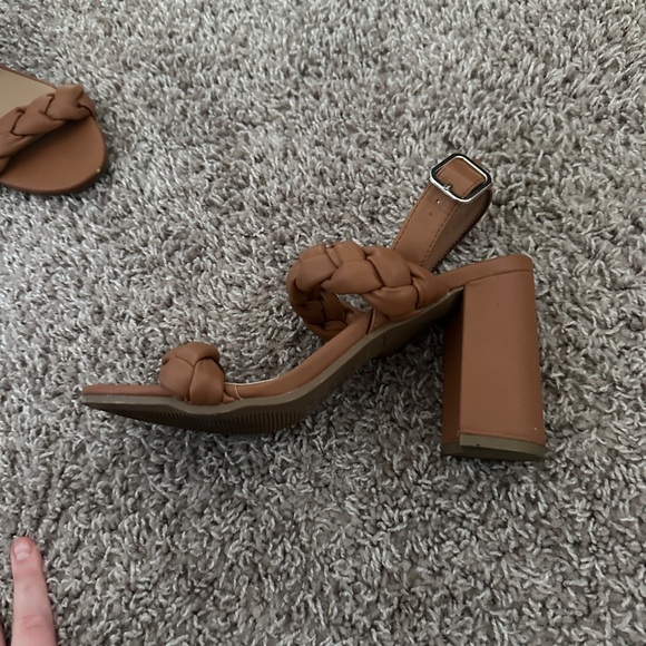 Sun&Stone Brown Heels - Picture 3 of 7